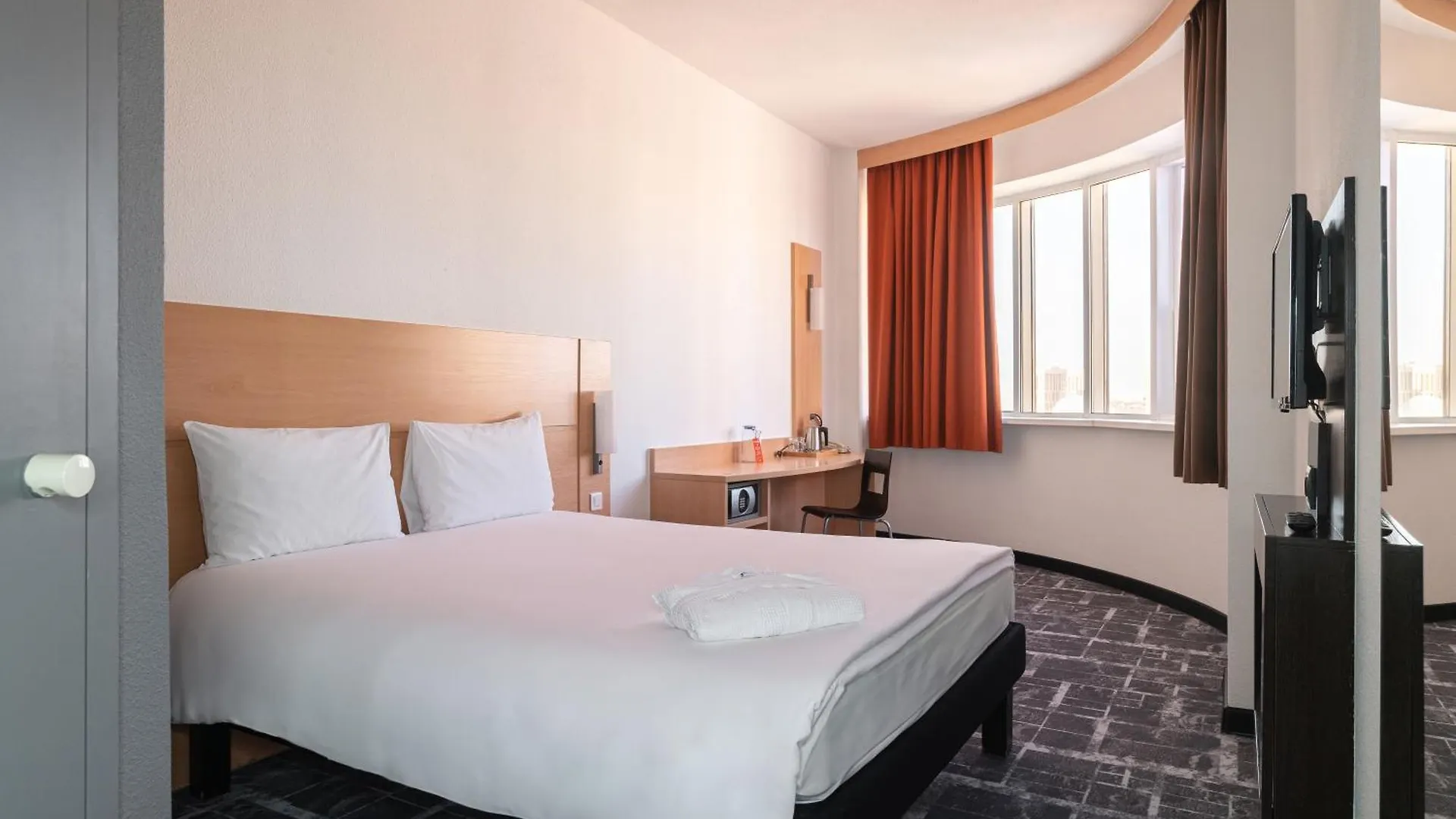 Ibis Astana Hotel 3*, Nur-Sultan (Astana)