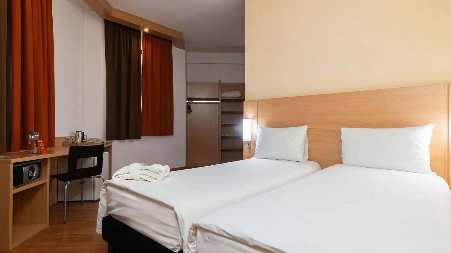 ***  Hotel Ibis Astana Kazajstán